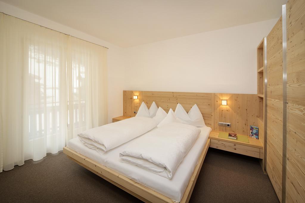 Santa Gertrude Hotel Ultnerhof חדר תמונה