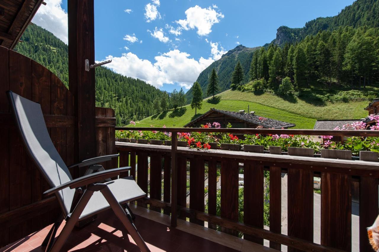 Santa Gertrude Hotel Ultnerhof מראה חיצוני תמונה