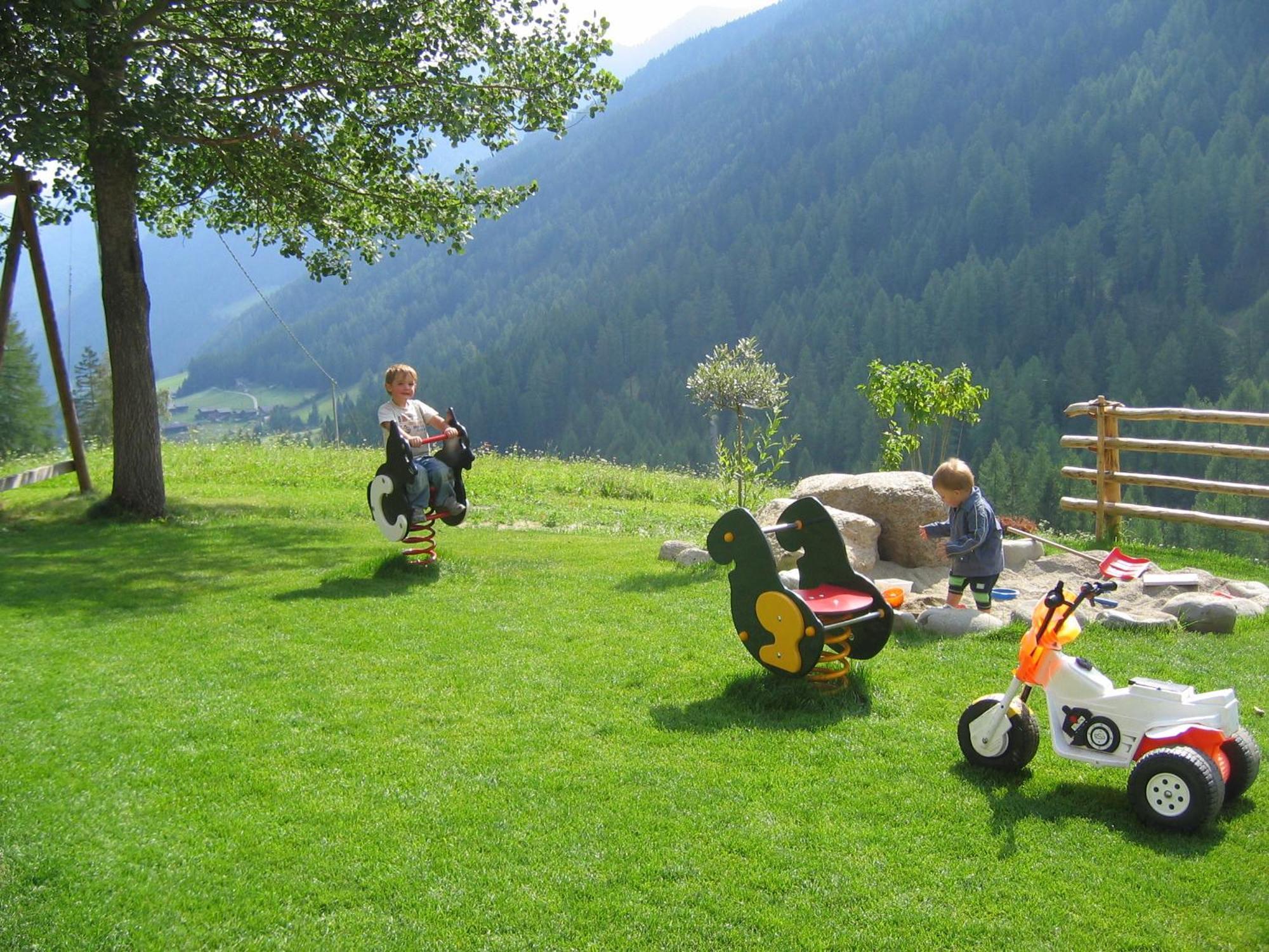Santa Gertrude Hotel Ultnerhof מראה חיצוני תמונה