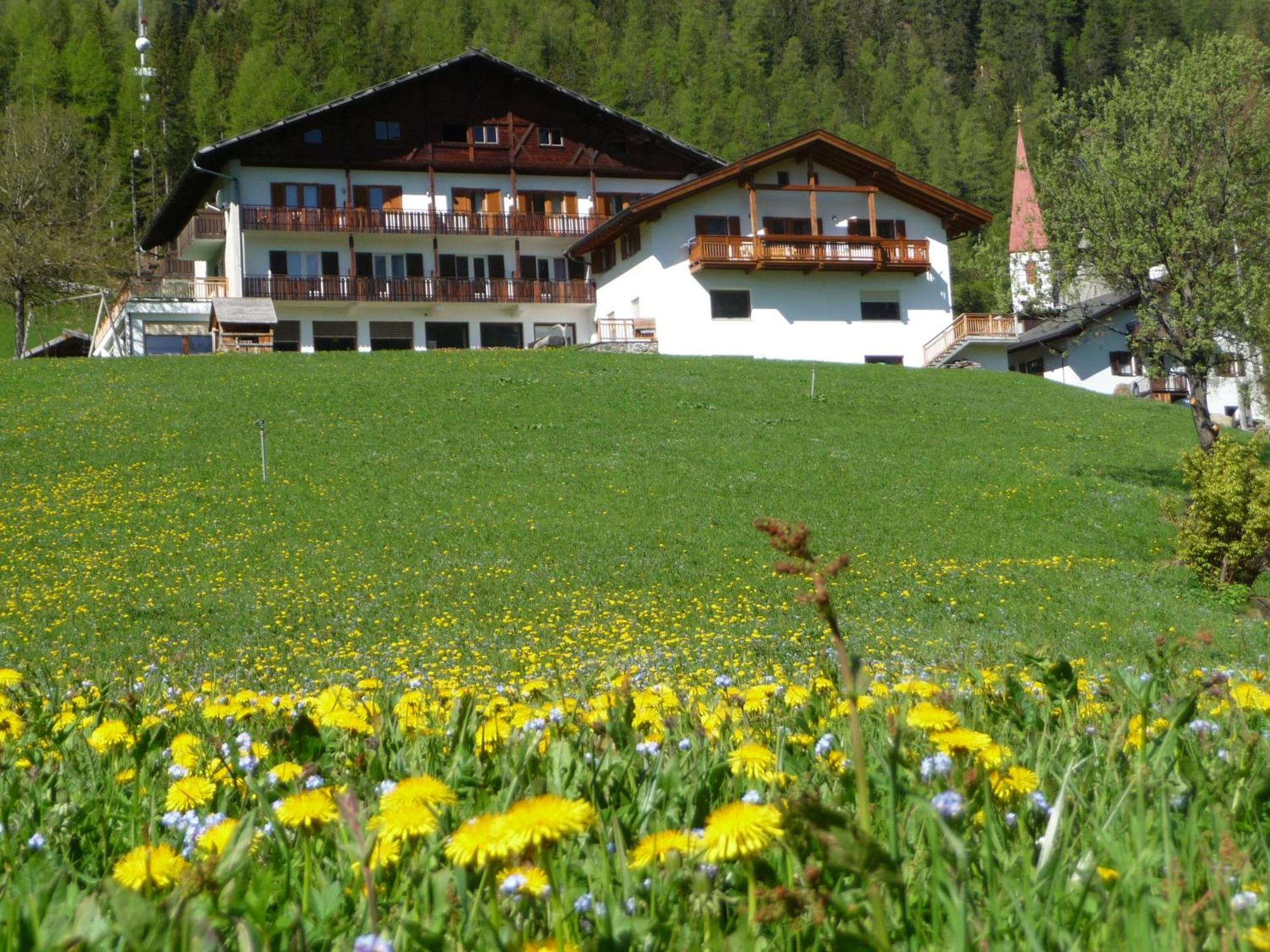Santa Gertrude Hotel Ultnerhof מראה חיצוני תמונה