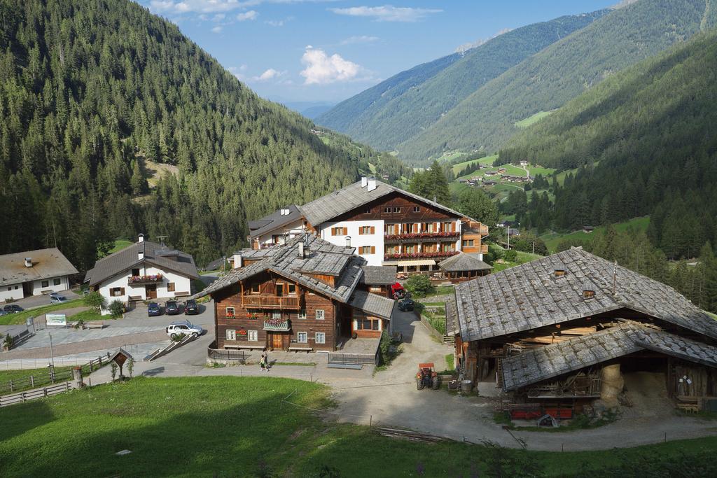Santa Gertrude Hotel Ultnerhof מראה חיצוני תמונה