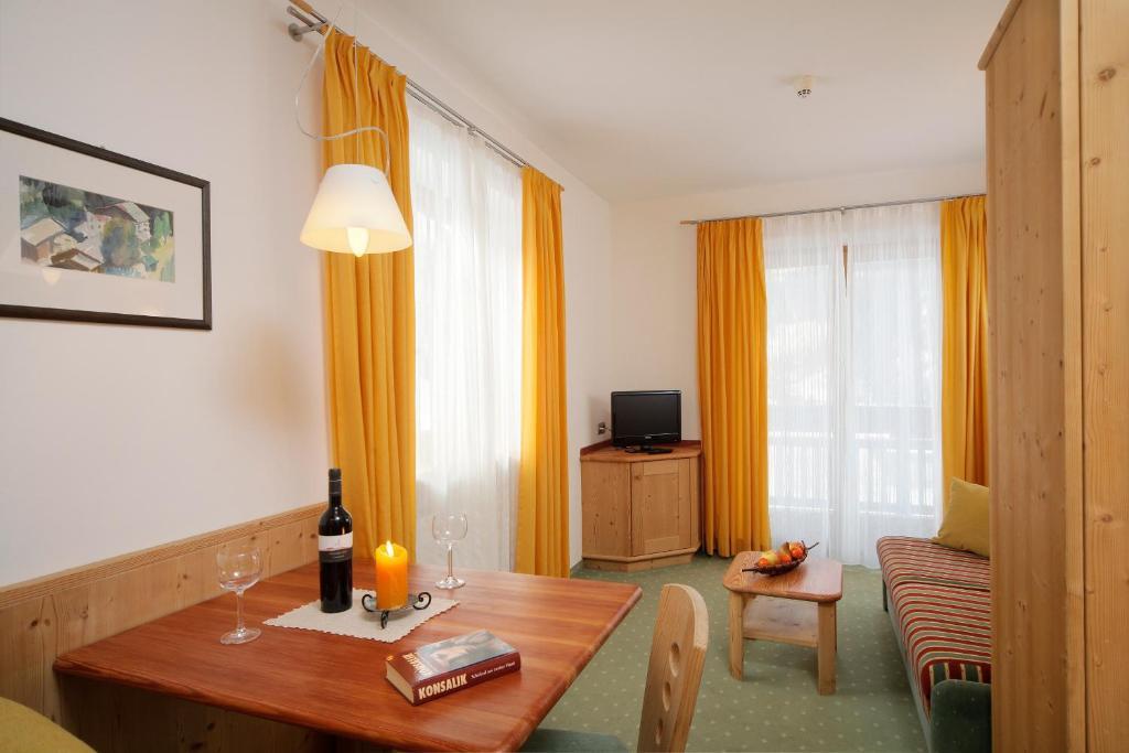 Santa Gertrude Hotel Ultnerhof מראה חיצוני תמונה